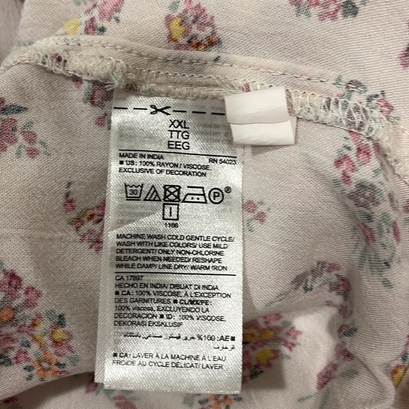 Old Navy top. XXL - Picture 7 of 7